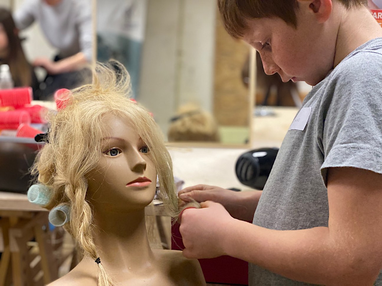 Friseurhandwerk, 12.01.2026 (AUSGEBUCHT - WARTELISTE)